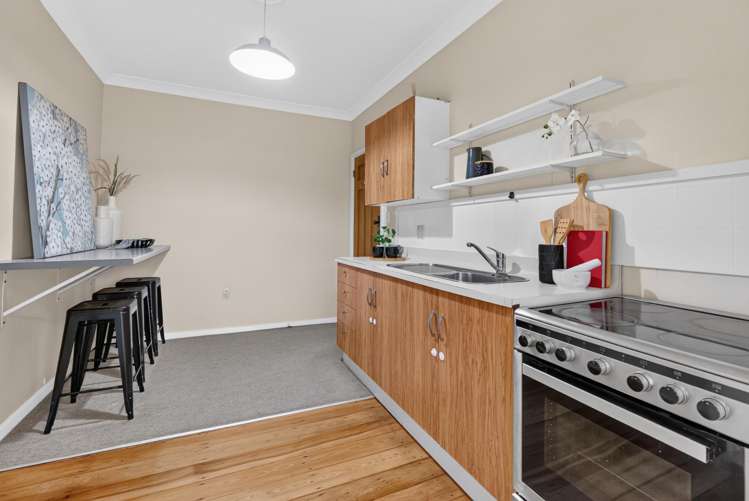 22A Ludlam Crescent Woburn_7