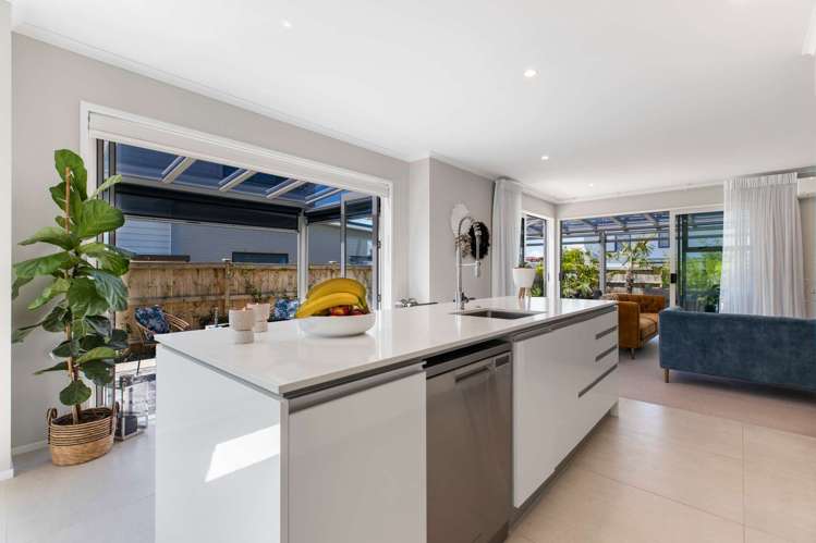 23 Kukuwai Avenue Red Beach_2