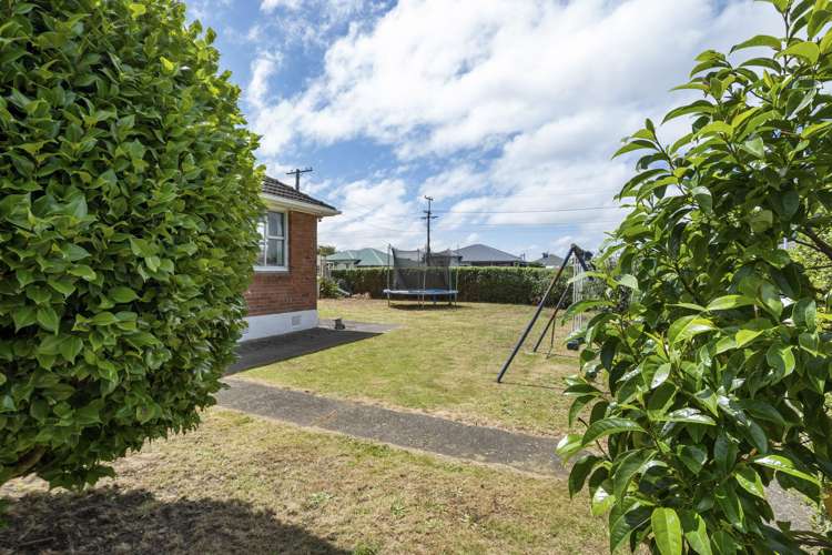 2 Robbins Crescent Hawera_16