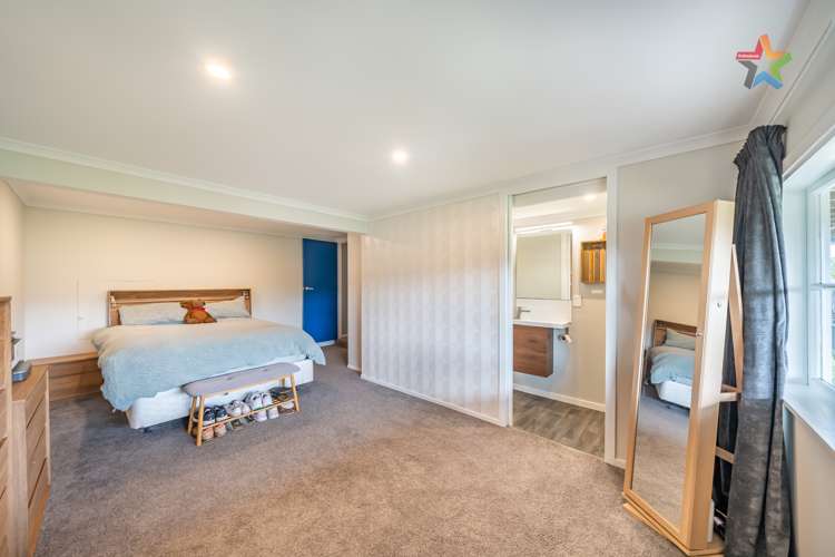 27 Wyndrum Avenue Waterloo_21