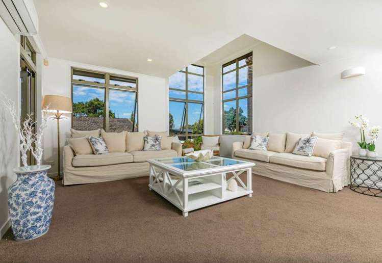 71a Cliff Road Torbay_10