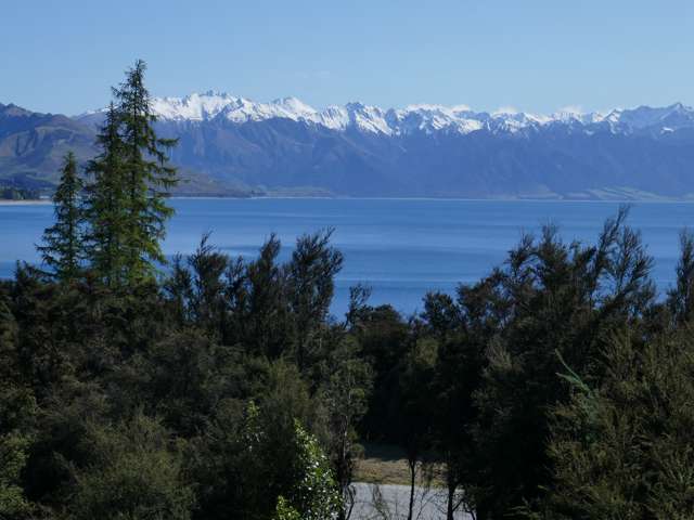 48 Flora Dora Parade Lake Hawea_4