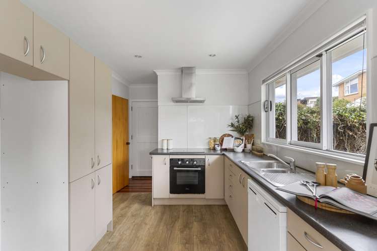 11a Divich Avenue Te Atatu South_7