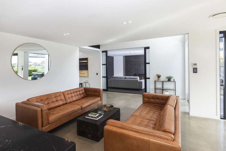 65 Waterstock Way Parklands_8