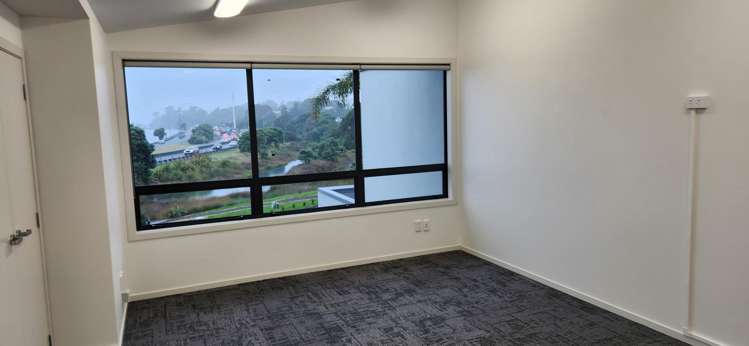 Unit 2, 144 Third Avenue Tauranga_4