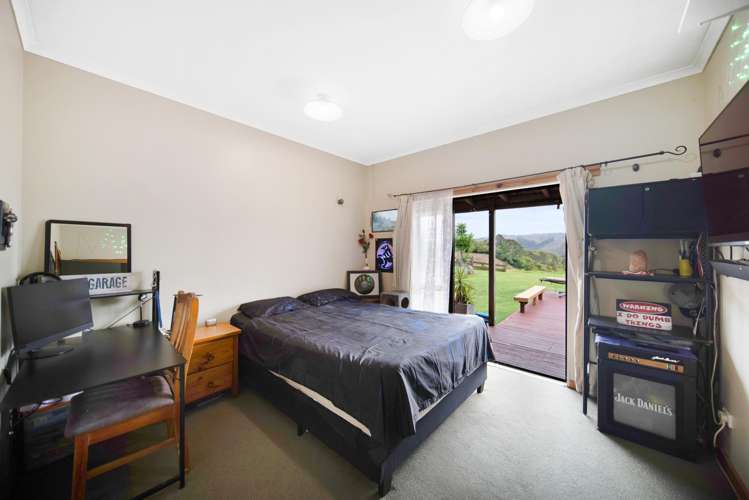 22 Falls Road Hunua_11