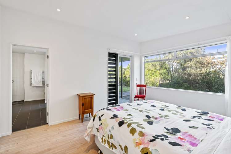 21 Sandown Road Te Horo Beach_12