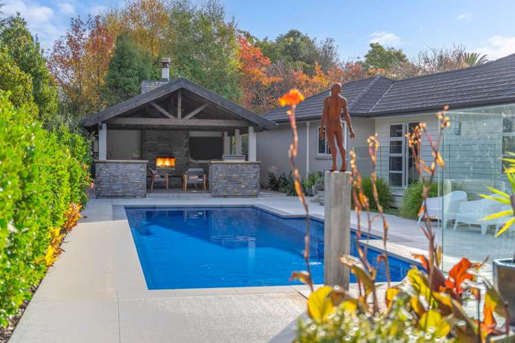 158 Raumati Road Raumati Beach_1