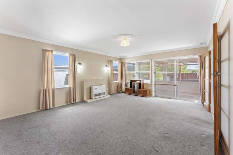 5 Kim Street Wainuiomata_6