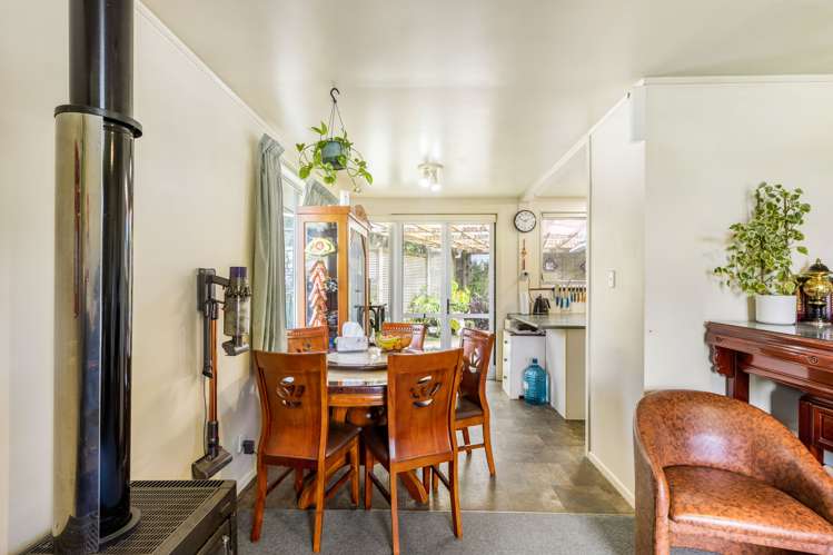 1b Nandana Drive Glen Eden_4