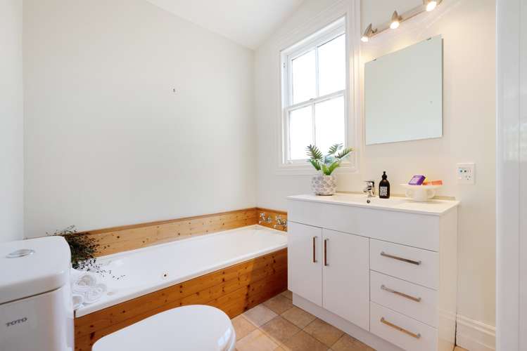 68 Beauchamp Street Karori_16