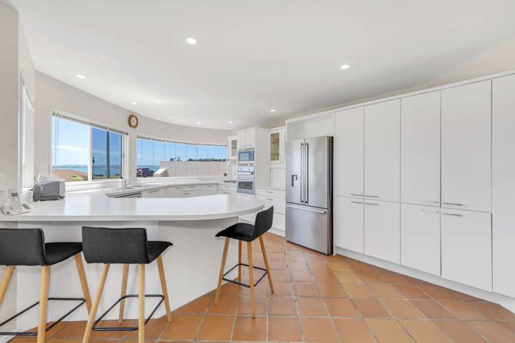 1/37 The Esplanade Eastern Beach_21