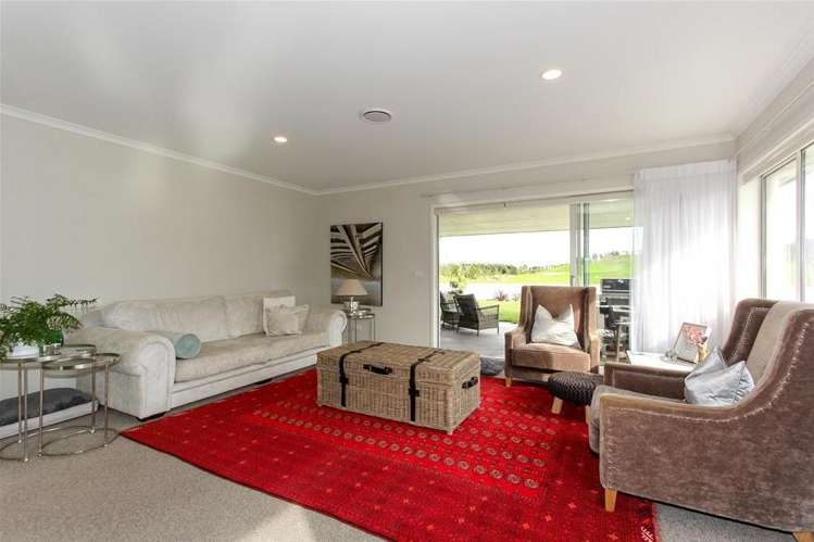 3 Cooke Farm Grove Waiwhakaiho_5