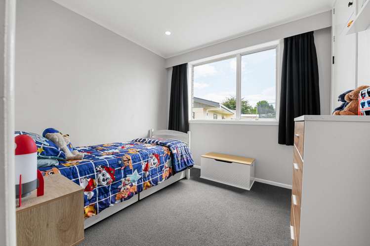 21 Rhonda Avenue Deanwell_14