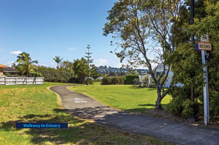 33 Maygrove Drive Orewa_21