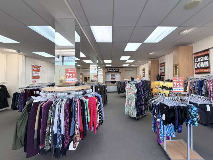 14 Te Heuheu Street Town Centre_11