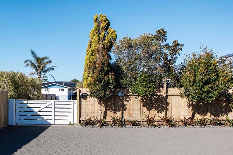 66 Fishermans Drive Coastlands_23