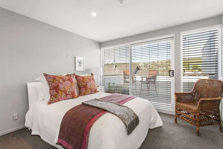 8/46 Esplanade Sumner_10