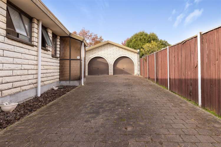 8 Rothwell Place Springlands_19