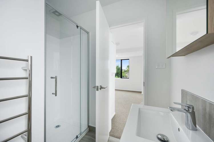 6/16 Treasure Lane Te Atatu South_8