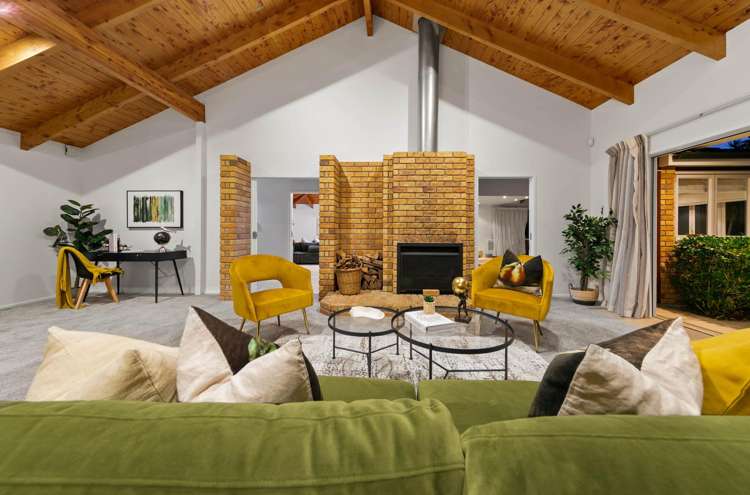 18 Burgundy Park Avenue Henderson_6