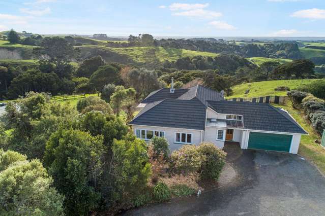 1406 Awhitu Road Pollok_2