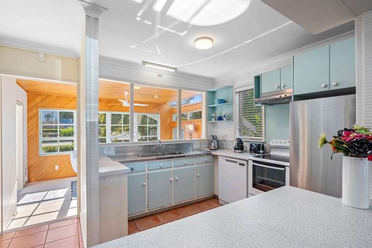 29 Queens Parade Devonport_13