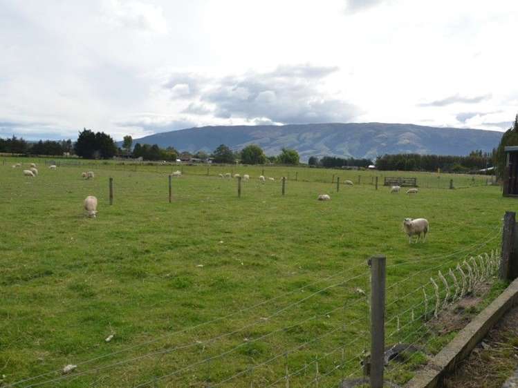 461 Centre Road Momona_5