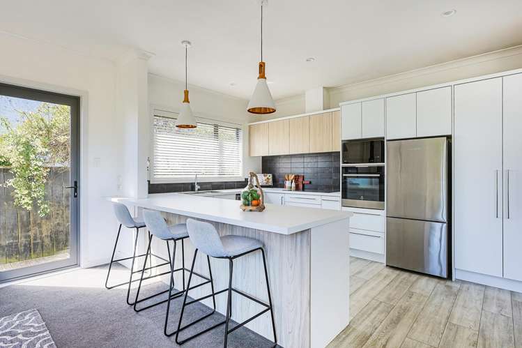 805 Pepper Street Raureka_6