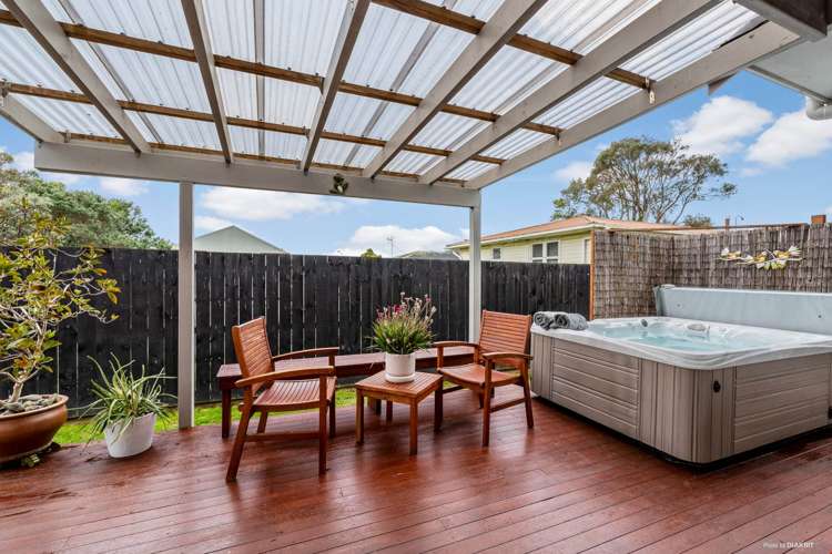 5a Bradbury Road Botany Downs_22