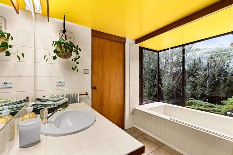 8 Donegal Crescent Tamatea_17