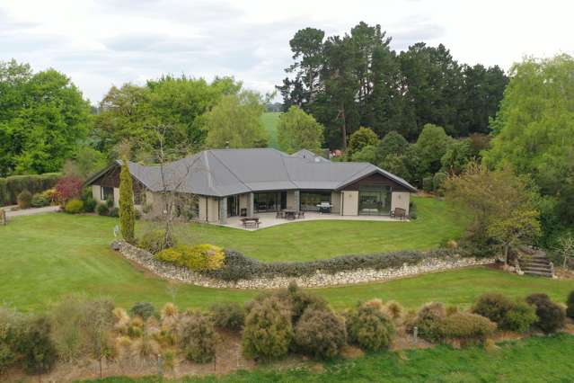 1201 Pareora River Road Maungati_1