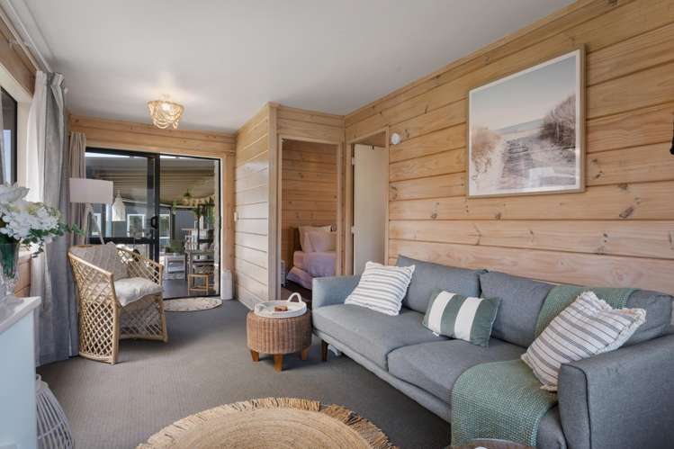 42 Beach Road Waihi Beach_8