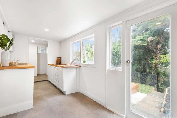 612 Glenfield Road Totara Vale_21