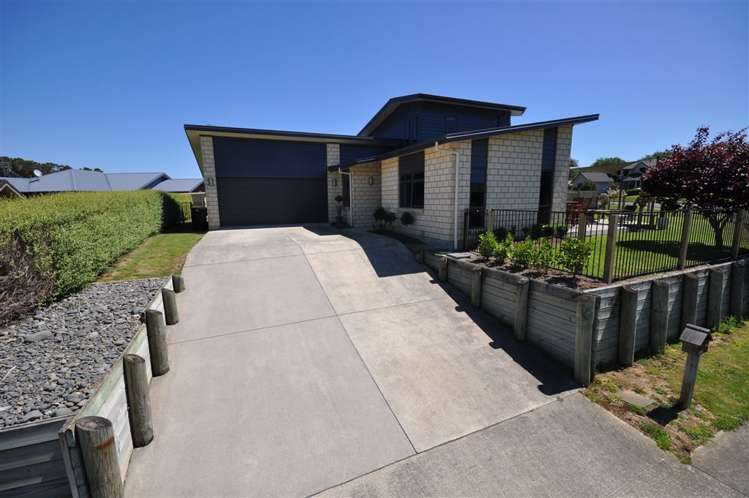 66 Stirling Drive Morrinsville_16