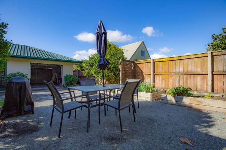 26 Maple Crescent Richmond_12