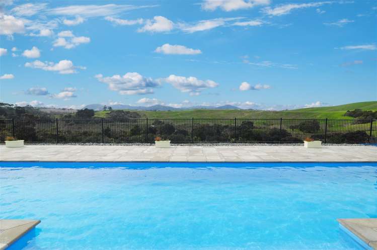 7 Country Heights Terrace Kaiwaka_0