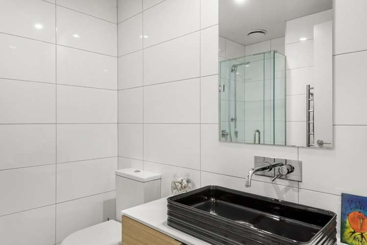 18/4 Stables Lane Millwater_16