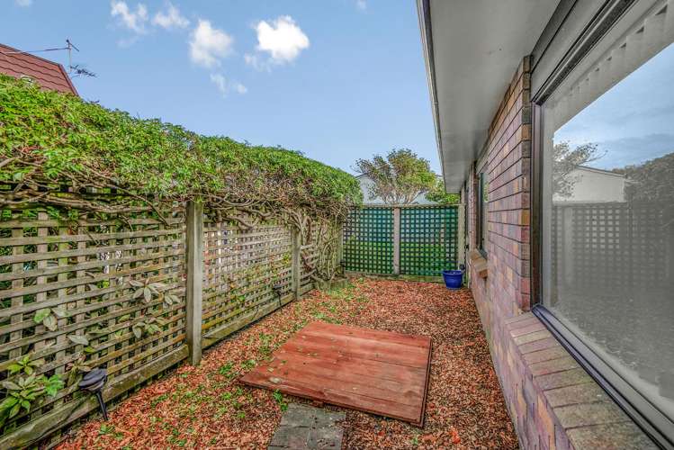 31/18 King Street Petone_3