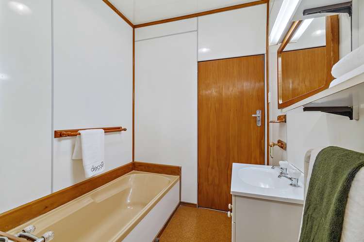 5 Oak Street Royal Oak_14