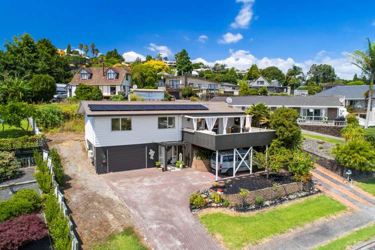 5 Achilles Crescent Welcome Bay_0