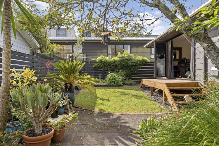 4/42 Fairlands Avenue Waterview_9