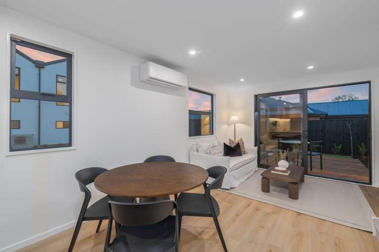 3/232 Geraldine Street Edgeware_3