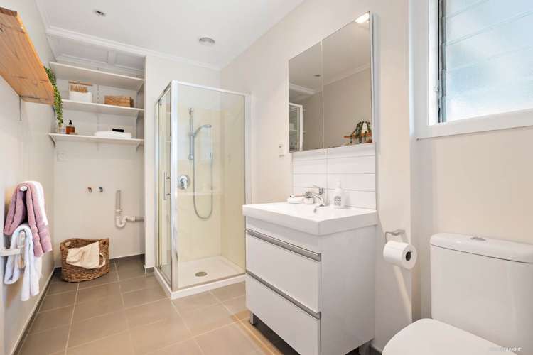 11/21 Ruarangi Road Mount Albert_12