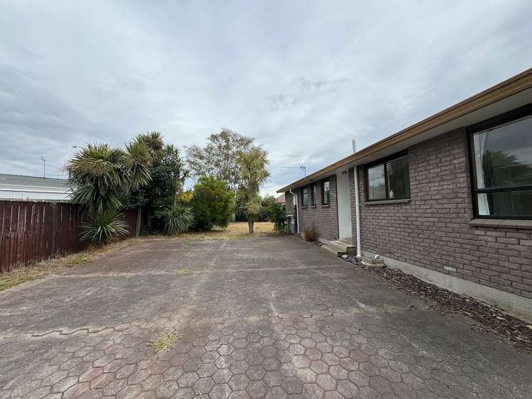 2 Giles Place Shirley_11