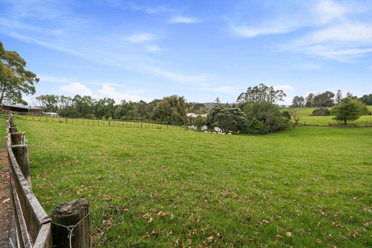 37 Lloyd Road Riverhead_5