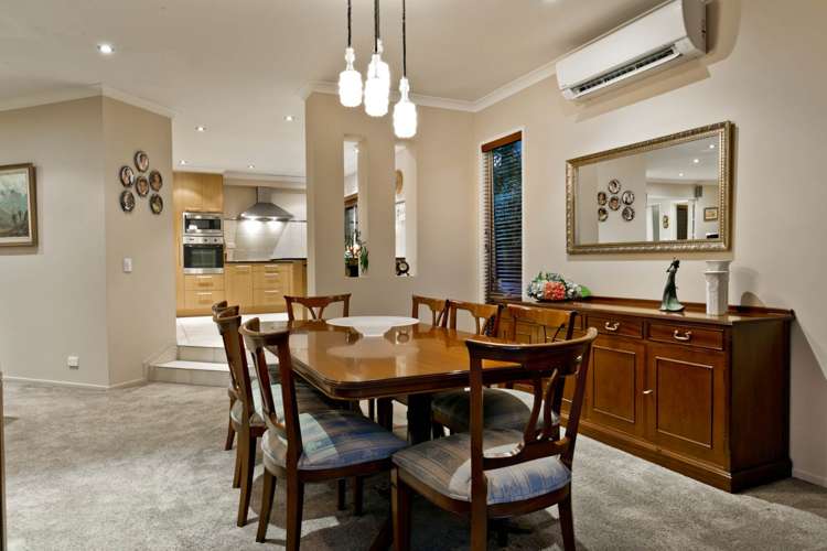 2 Manon Crescent Greenhithe_9