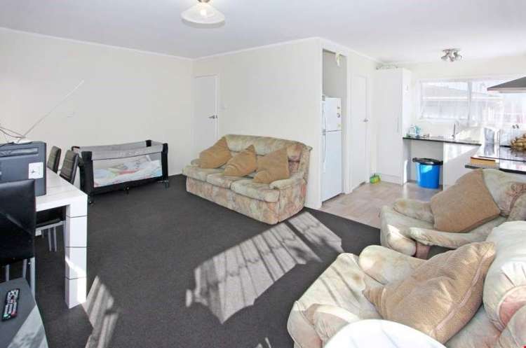 2/5 Sharland Avenue Manurewa_6