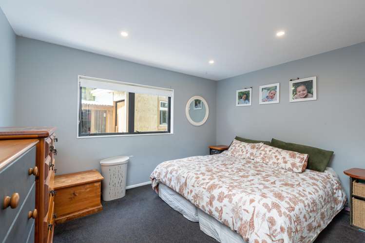 14a Downes Street Titahi Bay_10