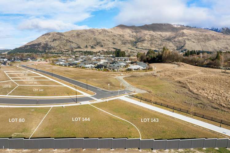 Pembroke Terrace, Avalon Station Drive_3